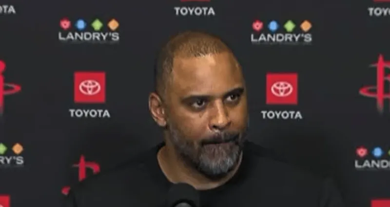 乌度卡：虽然活塞第4节打出一波反击，但我们保持冷静顶住了