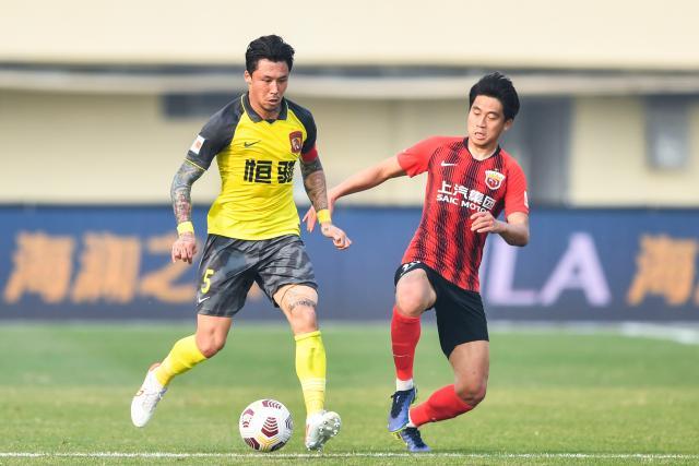 500万彩票网-2022中超大模样②：国足比赛窗补赛 转会窗重新接轨